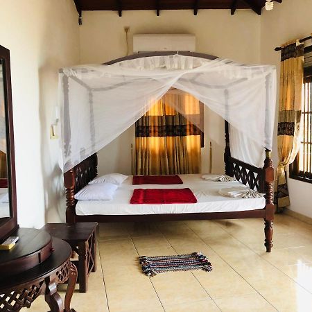 Bed and Breakfast Blue Sea View Unawatuna Exterior foto