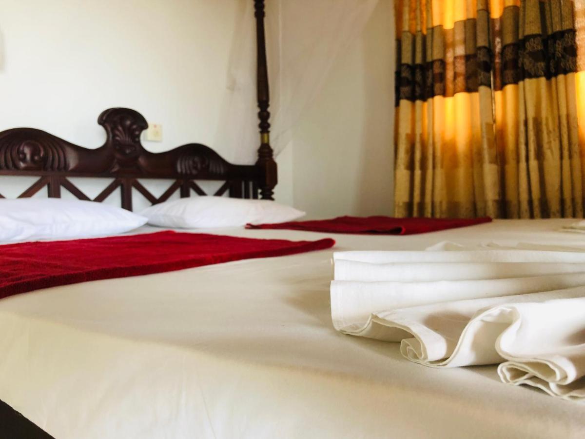 Bed and Breakfast Blue Sea View Unawatuna Exterior foto