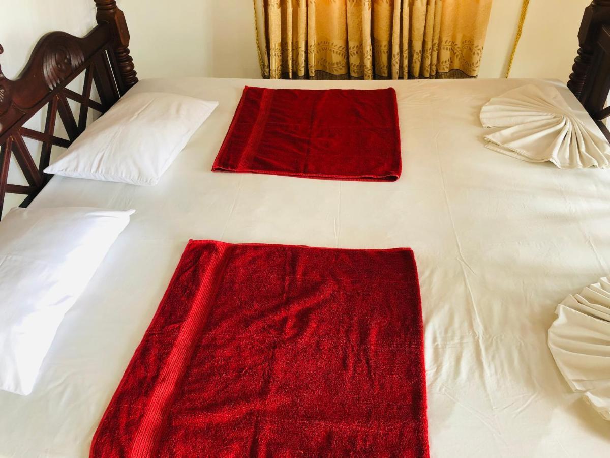 Bed and Breakfast Blue Sea View Unawatuna Exterior foto