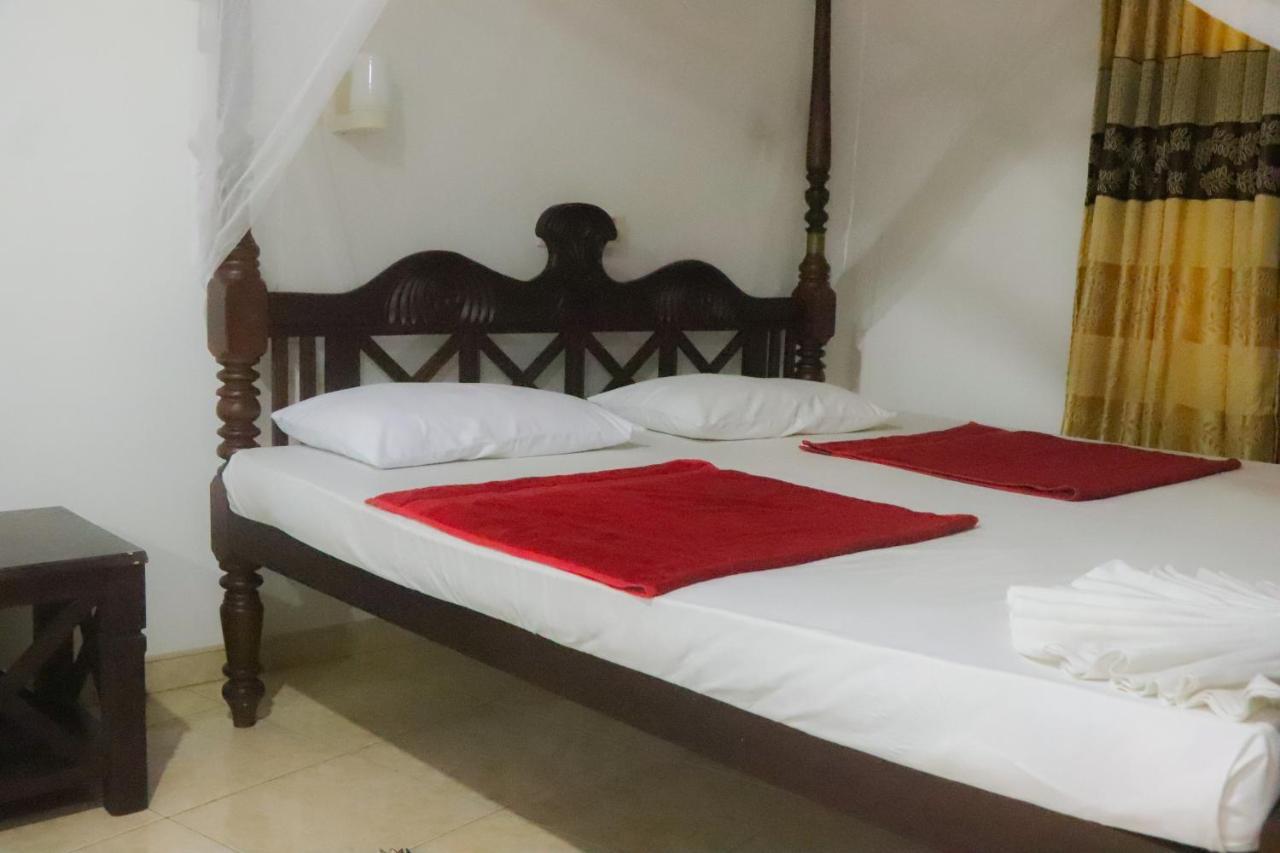 Bed and Breakfast Blue Sea View Unawatuna Exterior foto