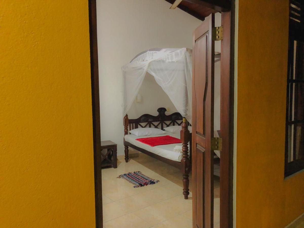 Bed and Breakfast Blue Sea View Unawatuna Exterior foto