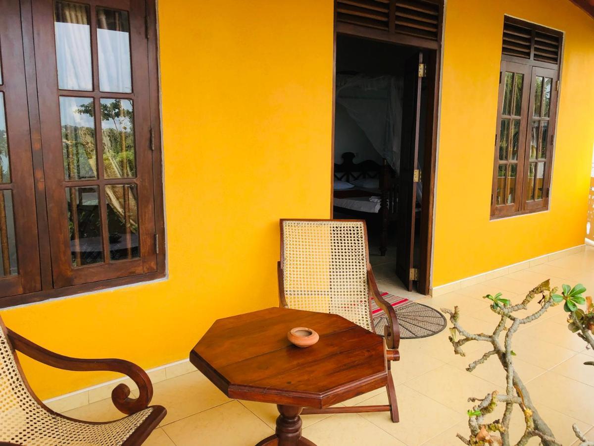 Bed and Breakfast Blue Sea View Unawatuna Exterior foto